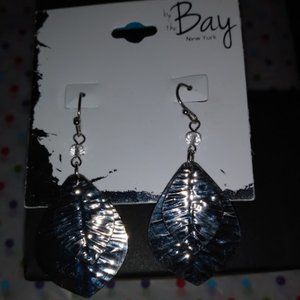 BY THE BAY NEW YORK LAYERED SILVER LEAF DANGLE EARRINGS**NEW!